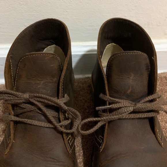 Clark’s brown suede ankle boots (men) - Picture 2 of 8